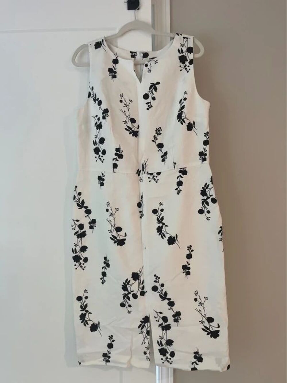Ann Taylor floral women dress